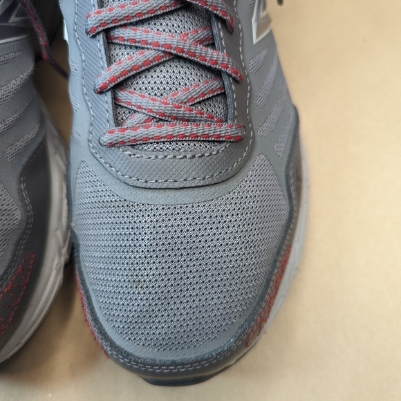 New Balance \